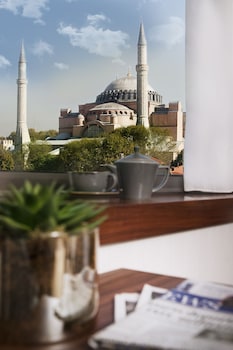 Vogue Hotel  Supreme Istanbul