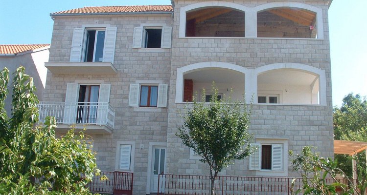 Apartment Silvana - economy apartments : A2 Supetar, Island Brac