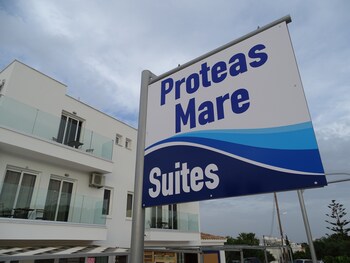 Proteas Mare Suites