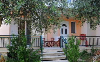 Villa Magemenou
