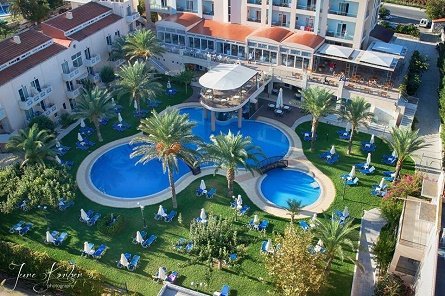 Selini Suites Hotel & Water Park