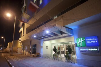 Holiday Inn Express Dubai- Jumeirah