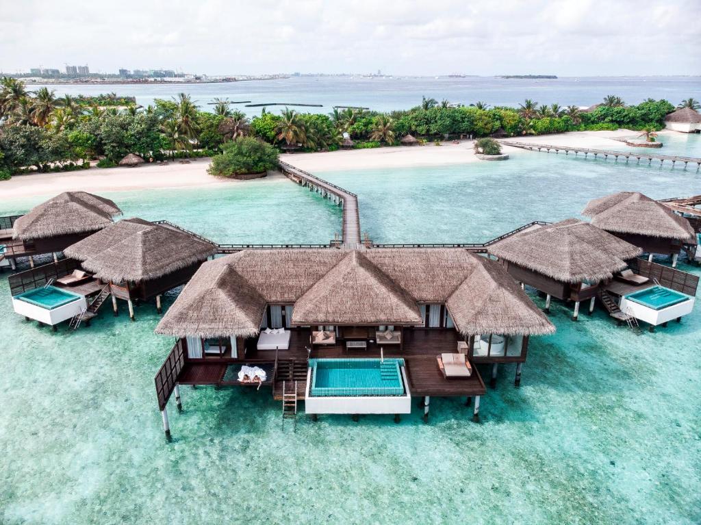 Sheraton Maldives Full Moon Resort  Spa