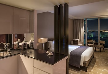 Intercontinental Residence Suites Dubai Festival City