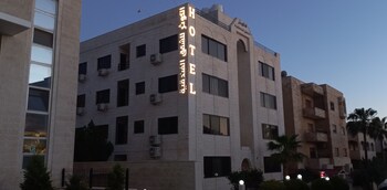 Al Kawther Apartments Hotel