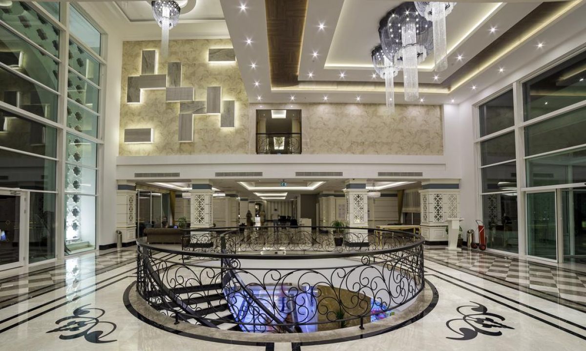 Karmir Resort Spa Hotel