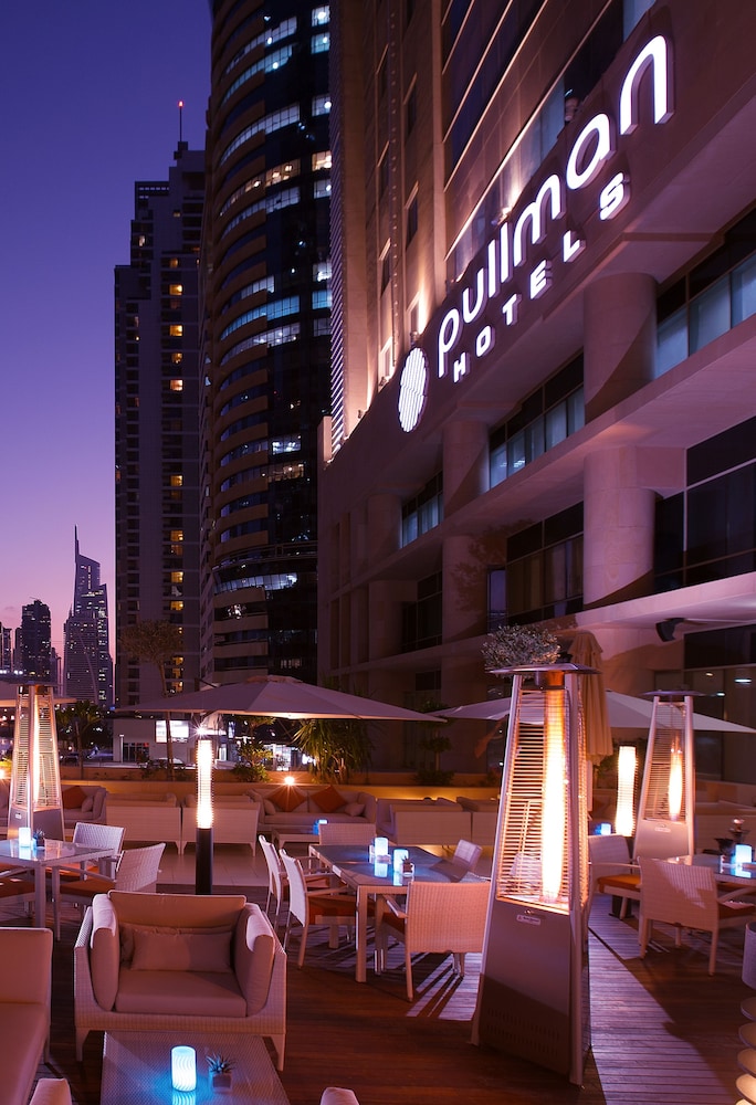 Pullman Dubai Jumeirah Lakes Towers  Hotel and Residence