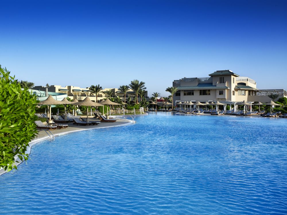 Coral Sea Holiday Village Resort 