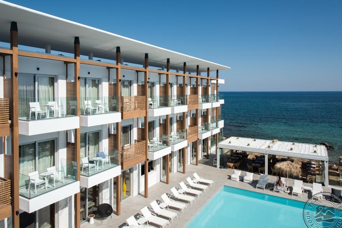 AMMOS BEACH HOTEL 5 *