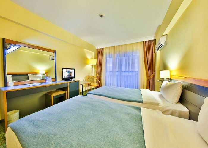 Marina Hotel amp; Suites