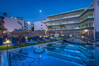 Infinity Blue Boutique Hotel And Spa -