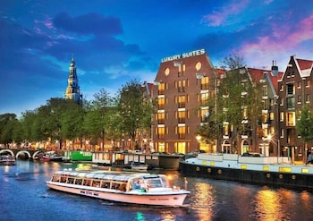 Luxury Suites Amsterdam Hotel