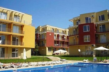 Sunny Day 5 Menada Apartments