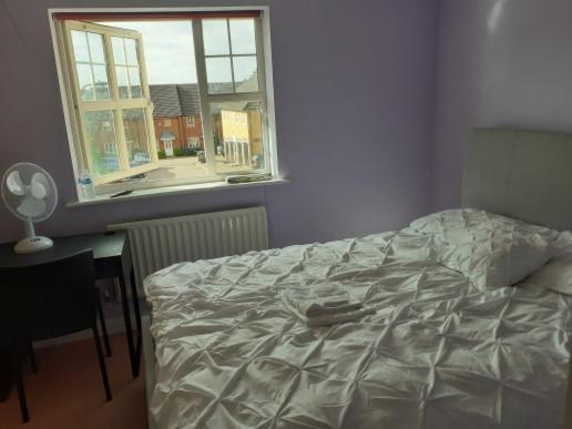 Double Room In Honiton House