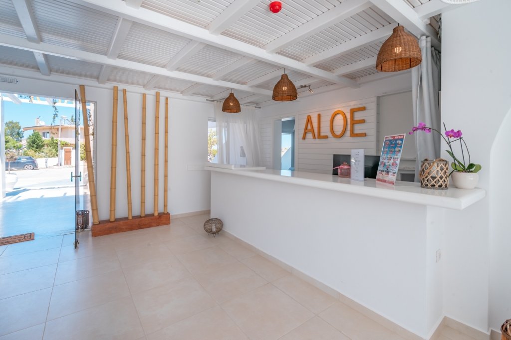 Aloe Hotel (Adults only)