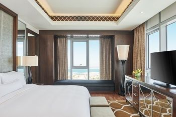 Hilton Dubai Al Habtoor City (ex-westin)