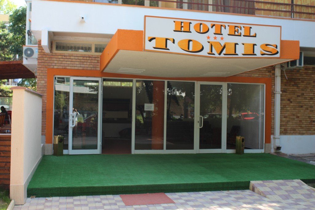 HOTEL TOMIS