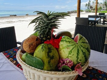 Waridi Beach Resort & Spa