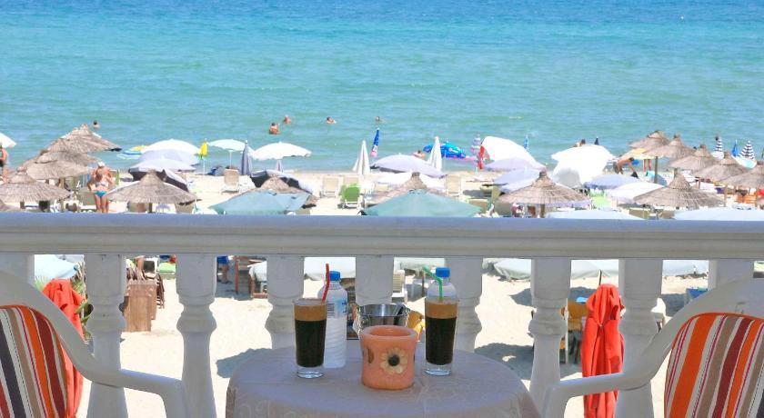 Beach Hotel El Greco