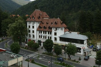 Hotel Rina Cerbul