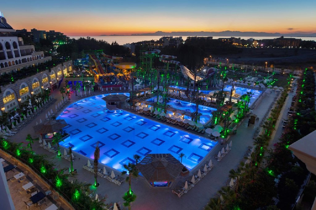 Crystal Sunset Luxury Resort