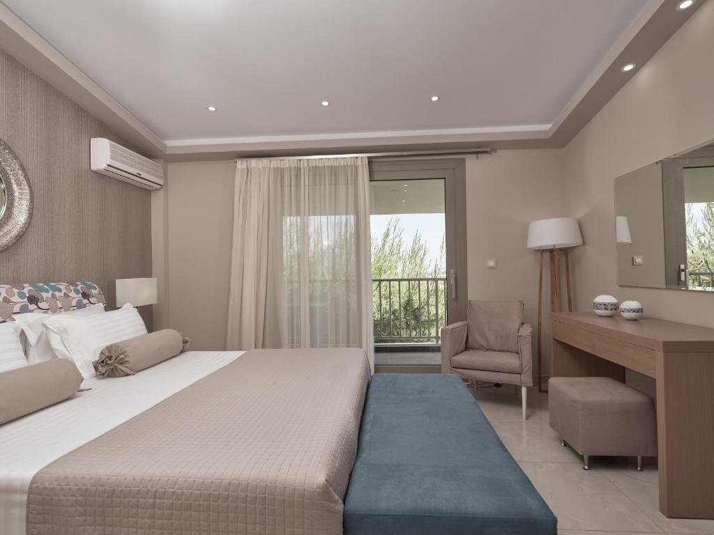 Koukounaria Hotel and Suites