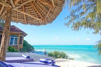 Pearl Beach Resort And Spa Zanzibar