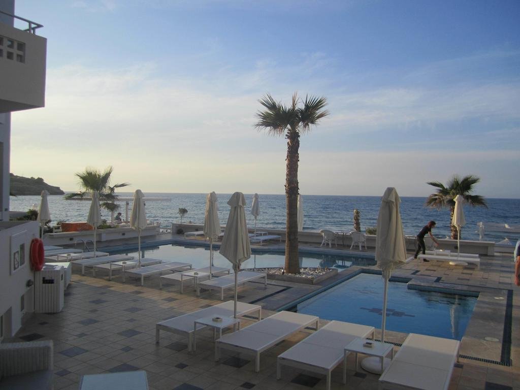 Petradi Beach Lounge Hotel (K)