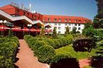 Crown Piast Hotel And Park