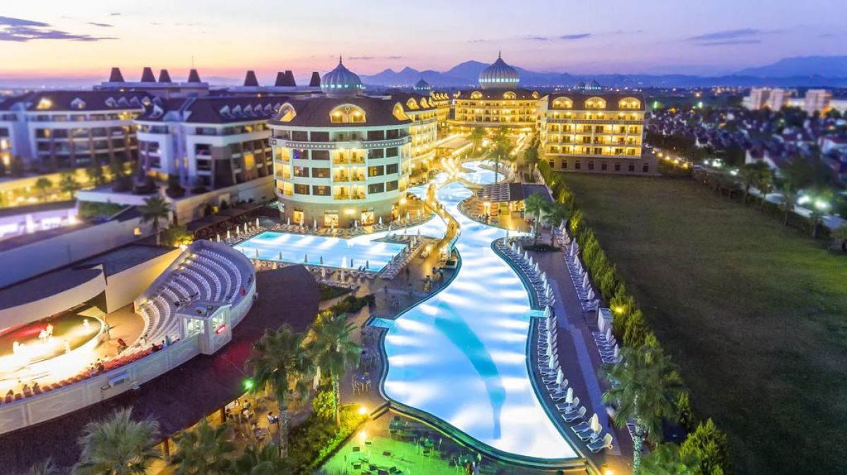 Kirman Belazur Resort Spa