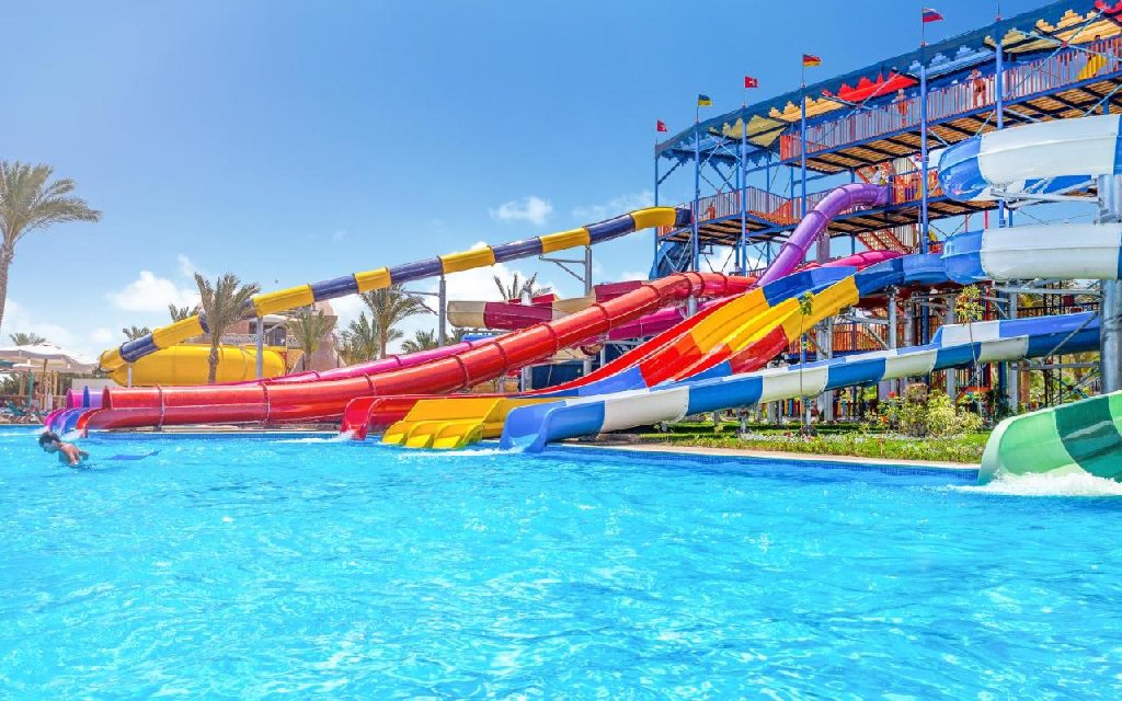 HAWAII REVIERA AQUA PARK RESORT COUPLES AND FAMILIES ONLY 