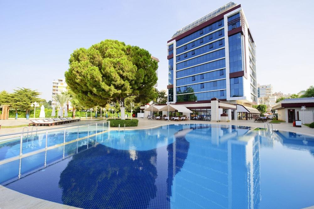 Antalya Resort & Spa