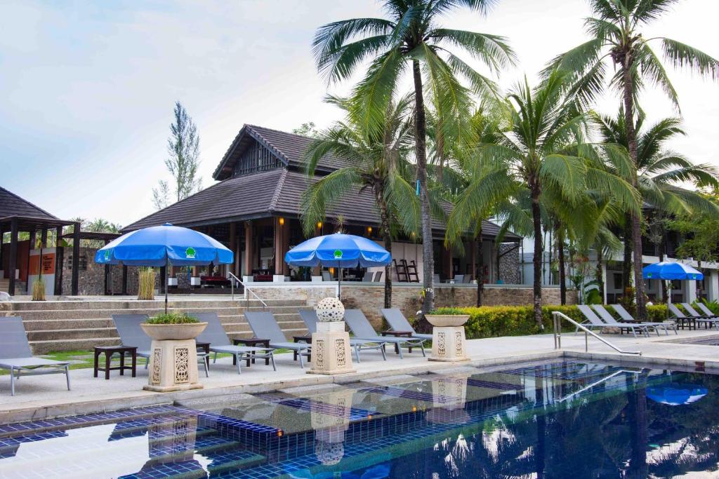 Palm Galleria Resort