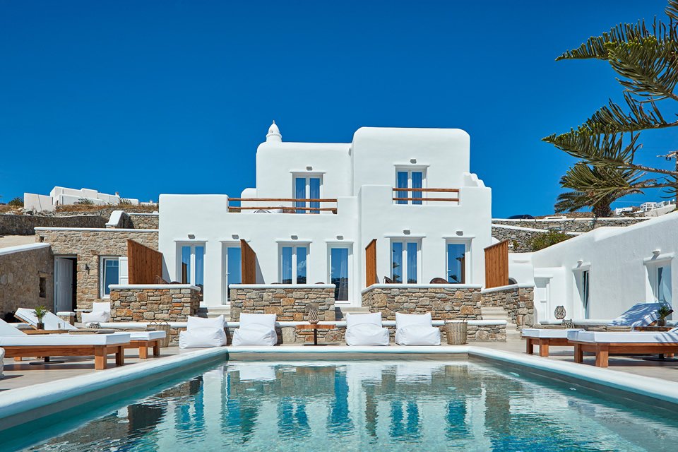 Mykonos Waves Beach House and Suites (K)