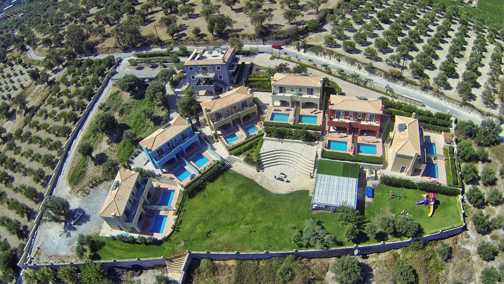 Carme Villas Resort (C)