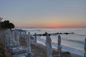 Bomo Rethymno Beach