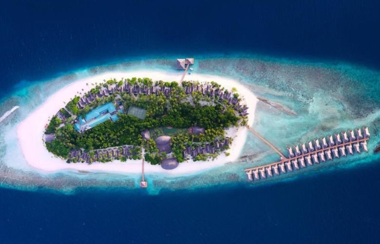 Dreamland Maldives - The Unique Sea  Lake Resort Spa