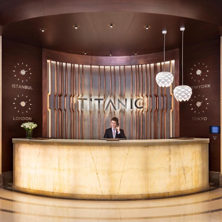 Revelion Istanbul -  Titanic Kartal Hotel