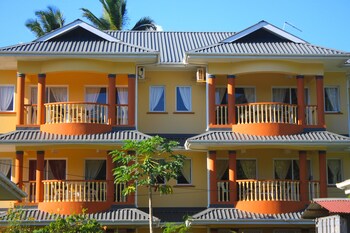 La Villa Therese Holiday Apartments
