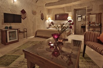 Tekkaya Cave Hotel
