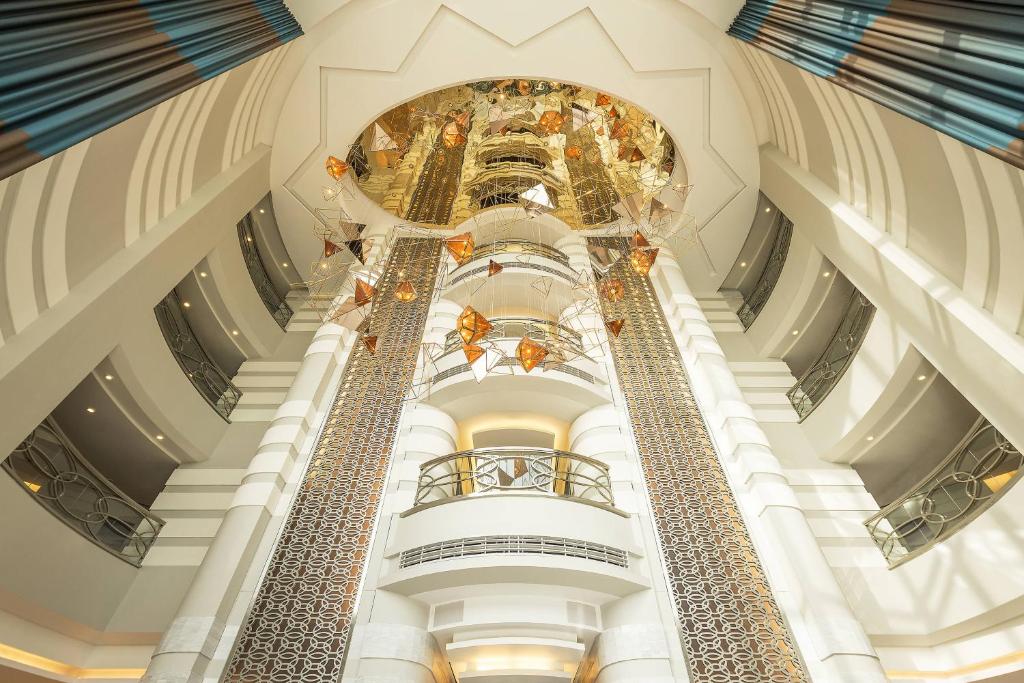 Sheraton Mall of Emirates Hotel