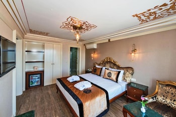 The Byzantium Hotel And Suites