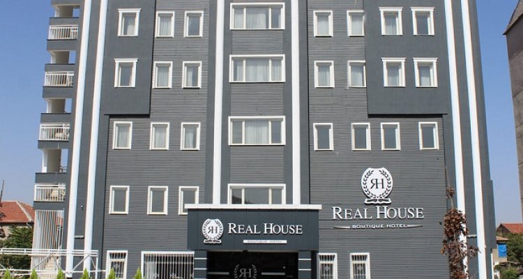 Real House Boutique Hotel