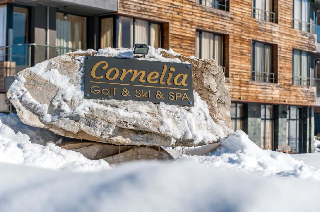 Cornelia Aparthotel