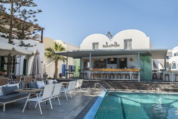 Scorpios Beach Hotel