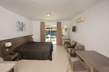 Petrosana Hotel Apartments
