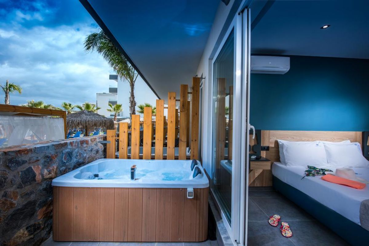 Infinity Blue Boutique Hotel and Spa (Adults Only)