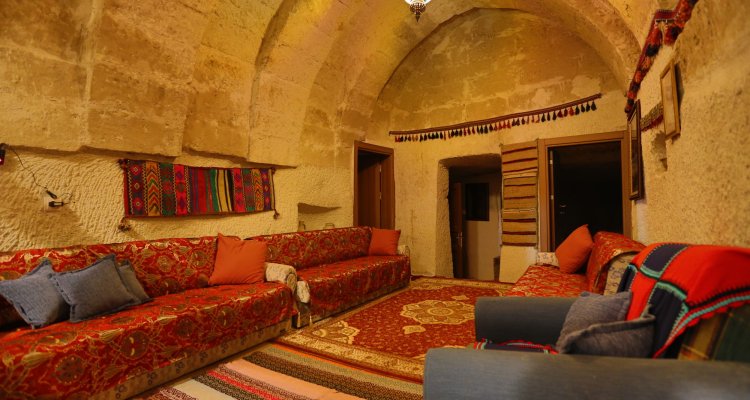Goreme Valley Cave House