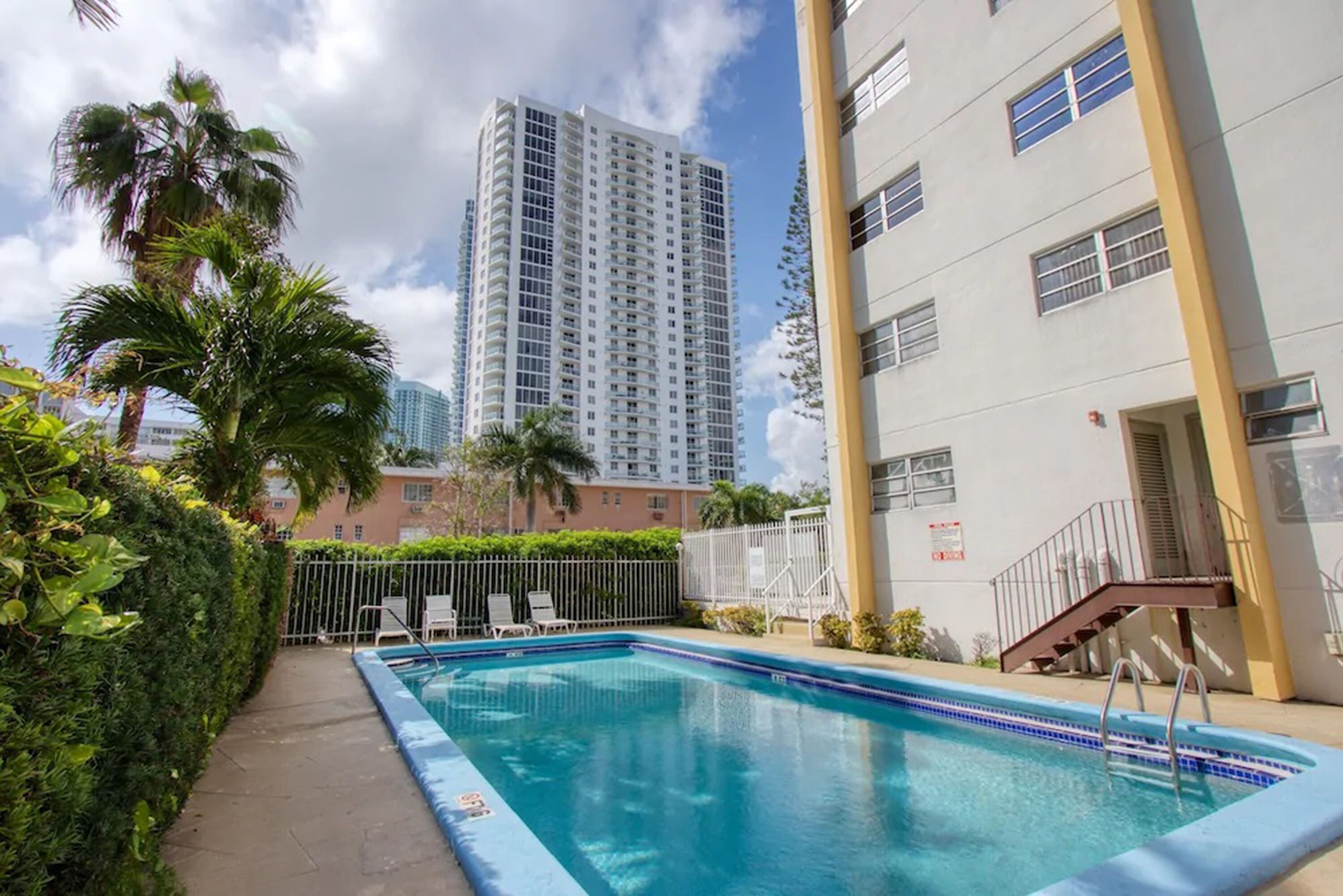 23 Palms Suites Miami Edgewater