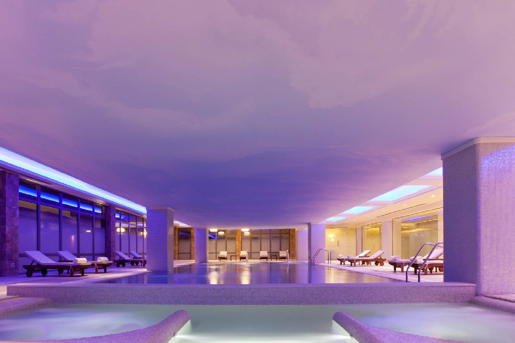 Boutique 5 Hotel and Spa (Adults Only 16+)